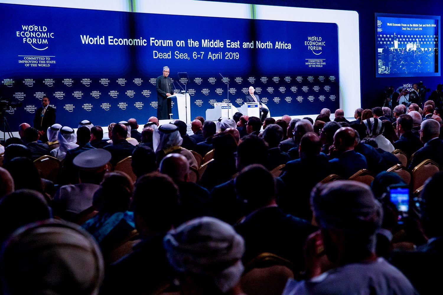 Buhari delivers keynote address at world economic forum
