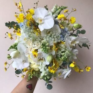 floral arrangement wedding