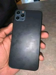 Man cries out after buying iPhone 11 for ₦17,000